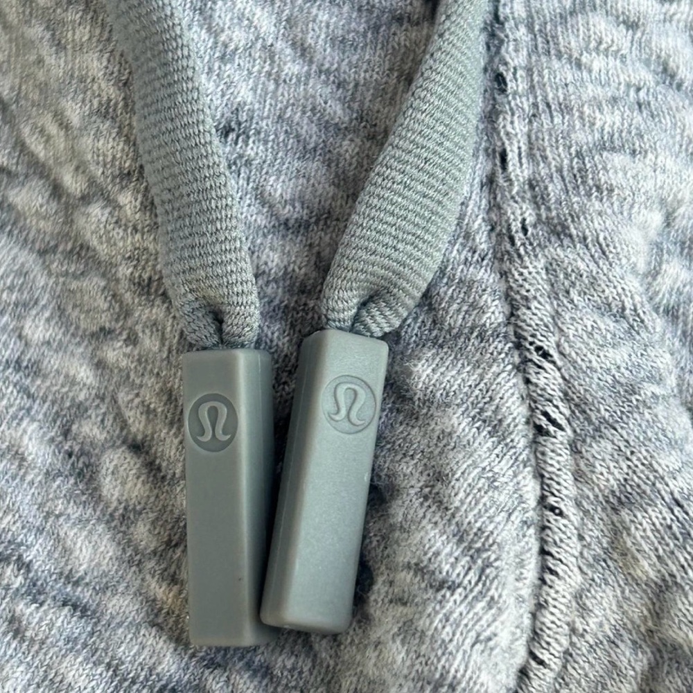 Lululemon Joggers Men’s XS Gray At Ease Textured Double Knit Gym Running NWOT - Picture 4 of 10